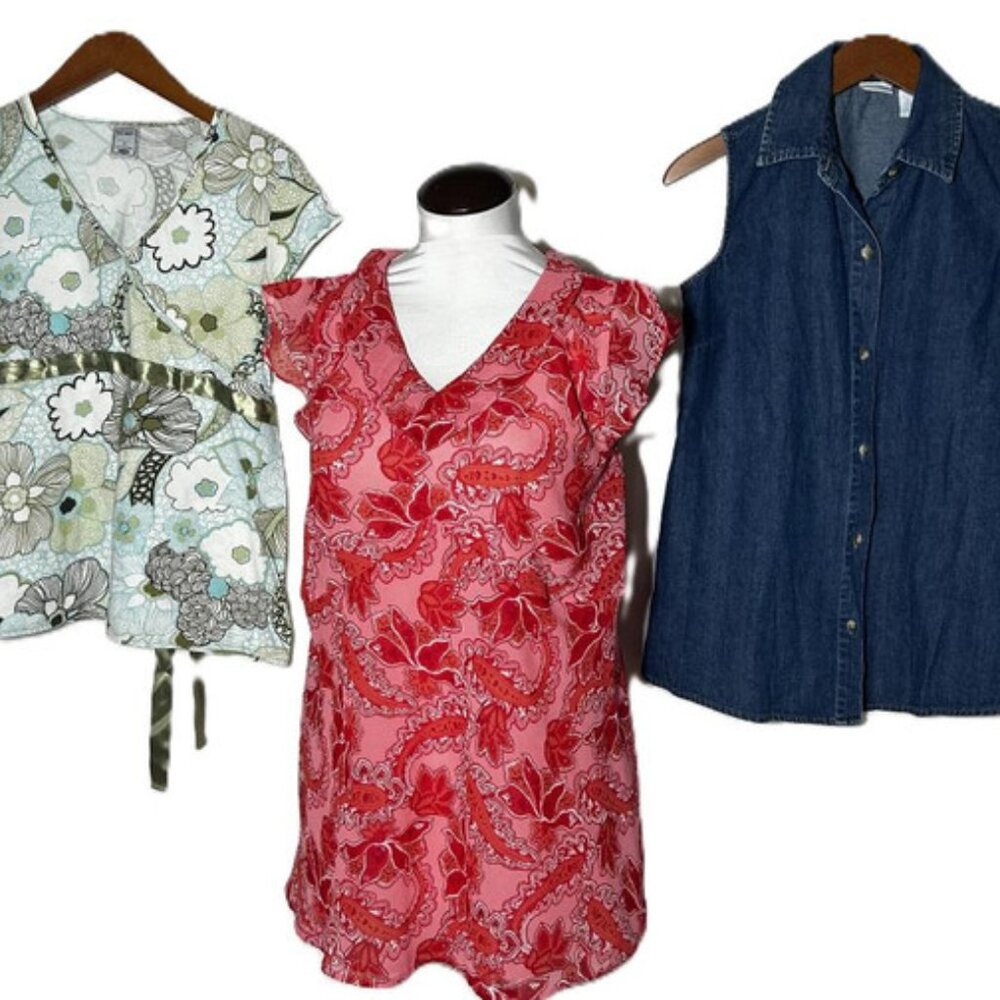 NEW Maternity Clothes - 3 Tops Size Small